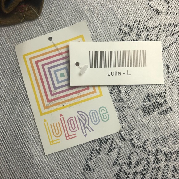 DRESS - NWT Women's LuLa Roe Multicolored Striped "Julia" T-Shirt Dress. Size L - Picture 10 of 13